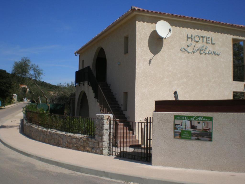 Hotel L'Alivu Галерия Екстериор снимка